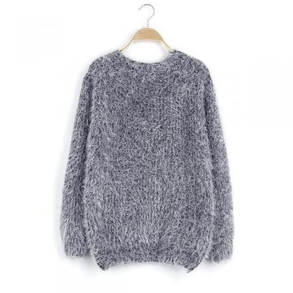 Round Neck Long-sleeved Knitted Loose Pullover..