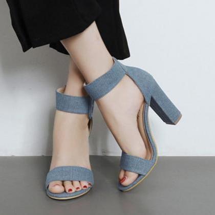 Pure Color Open Toe Ankle Wrap Chunky High Heels..