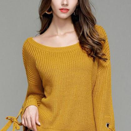 Pure Color Big Scoop Straps Long Trumpet Sleeves..