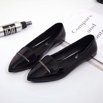 Patent Leather Pointed-toe Flats Featuring Metal..