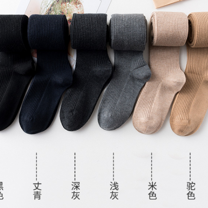 Stretched Wool Knee-high Socks