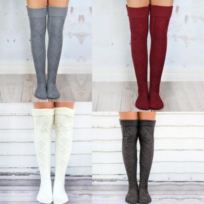 Sell Lots Of Pure Color Edge Knee-high Socks