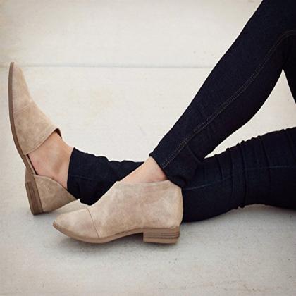 Retro Low Cut Pointed Toe Women Flat Ankle Boots..