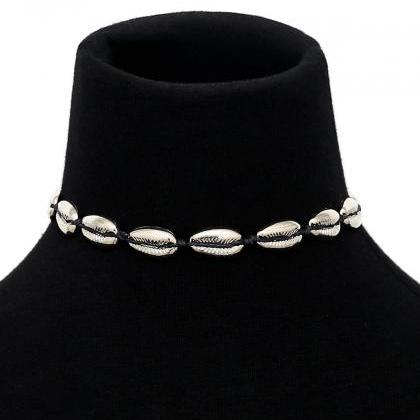 Hand-woven Alloy Shell Necklace