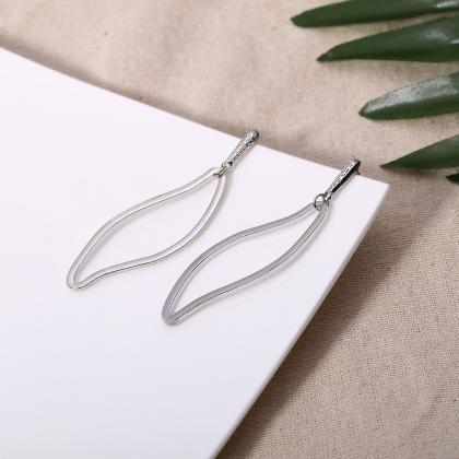 Simple Hollow Out Leaf Earrings