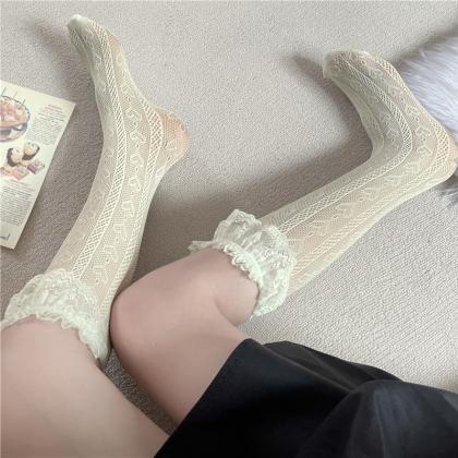 White Lace Leg Short Middle Tube Pile Socks