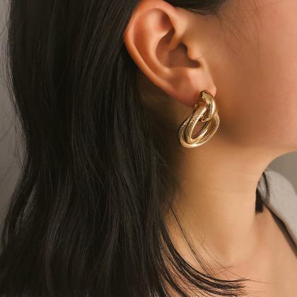 Double Layer Spiral Staggered Earrings Business..