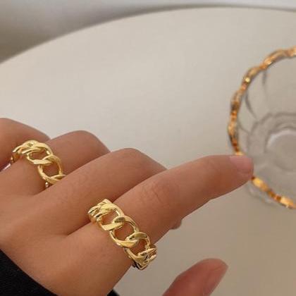 Simple Normcore Gold Chian Ring