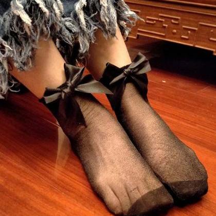 Black Bow-embellished Thin Socks