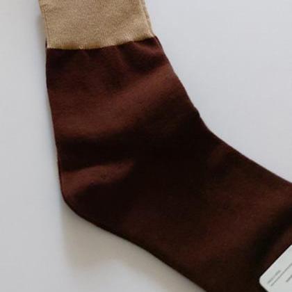 Khaki+deep Brown Simple Casual Split-joint Socks