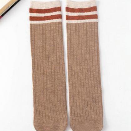 Khaki Vintage Contrast Color Striped Socks..