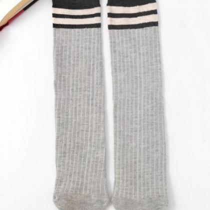 Gray Vintage Contrast Color Striped Socks..