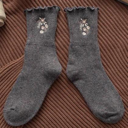 Deep Gray Vintage Thick Warm Embroidery Flowers..