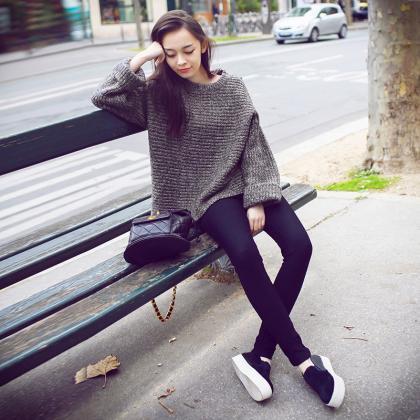 Lazy Style Loose Batwing Pullover Solid Color..
