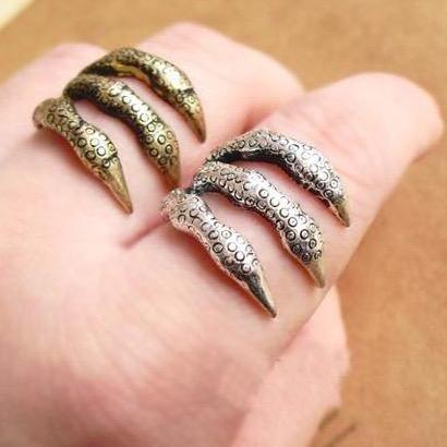 Punk Tip Claw Demon Texture Eagle Claw Retro Ring