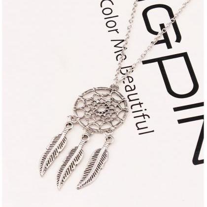 Europe Fashion Feather Clavicle Pendant Necklace