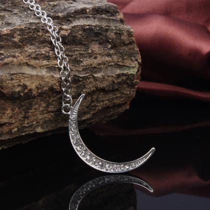 Beautiful Street Style Diamante Moon Necklace