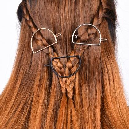 Simple D Shape Women's Hairpin