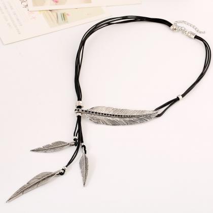 Fashion Fan Personality Exaggeration Leather Rope..