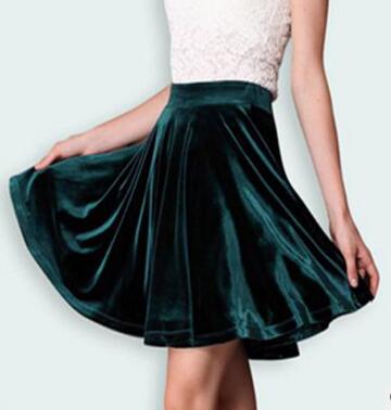 Pleuche Pure Color Pleated Short Skirts
