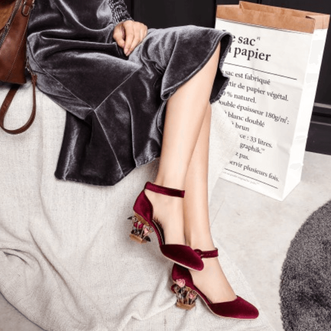 Fashion Seude Buckle Special Shaped Heel Sandals