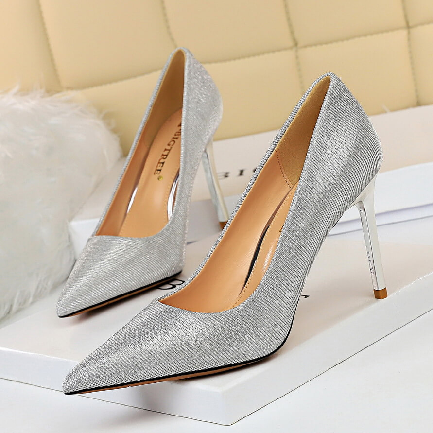 Sexy Silver Pu Gradient Point Toe Slip On Pumps