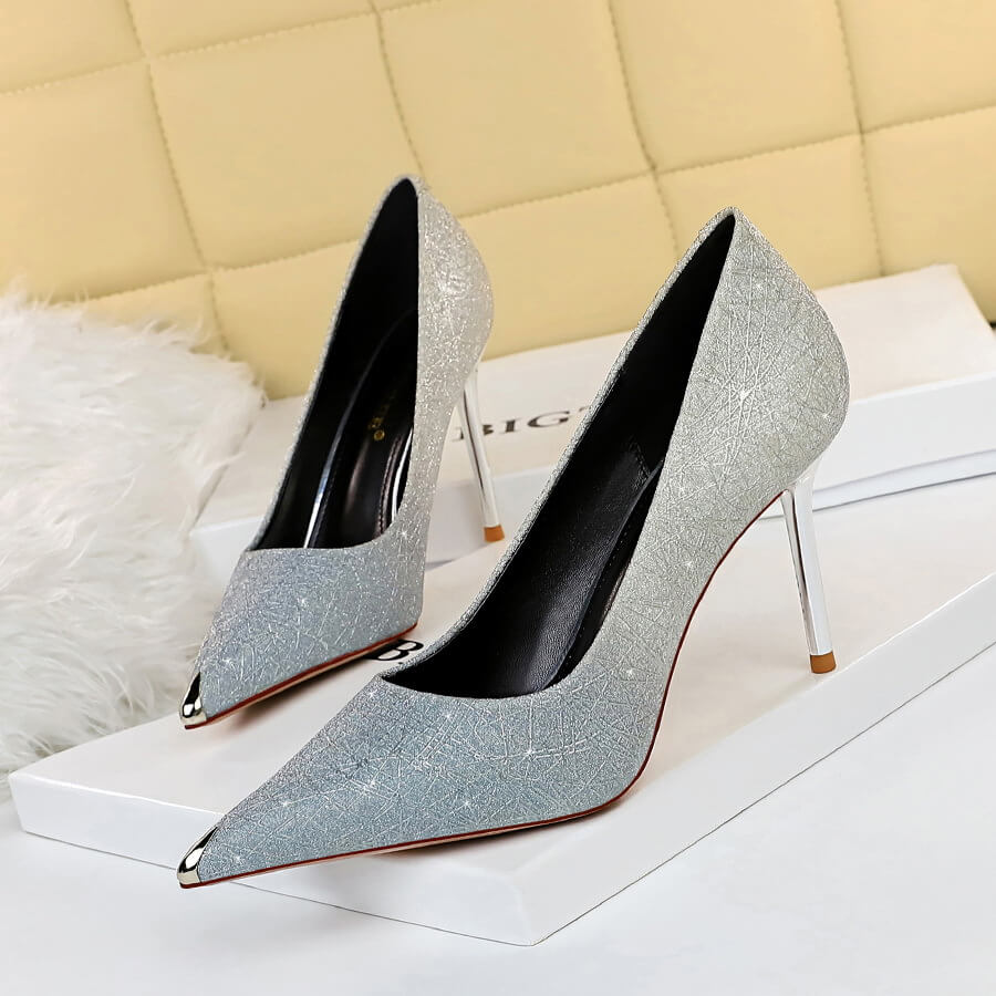 Fashion Silver Sequin Point Toe Slip On Pumps