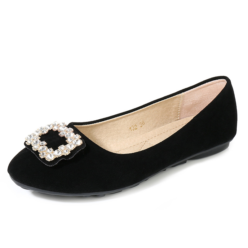 Diamond Button Flat Shoes-black