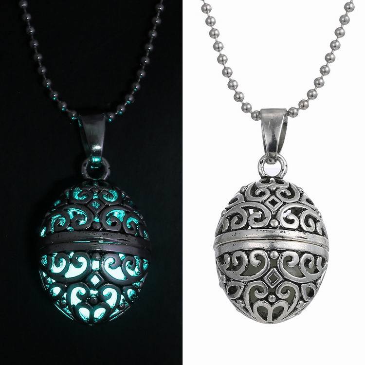 Luminous Necklace Can Open European And American Retro Necklace
