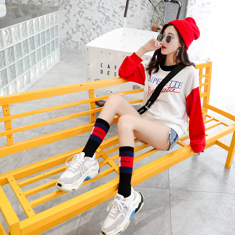 Autumn And Winter Sports Versatile College Middle Tube Socks