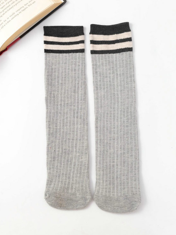 Gray Vintage Contrast Color Striped Socks Accessories