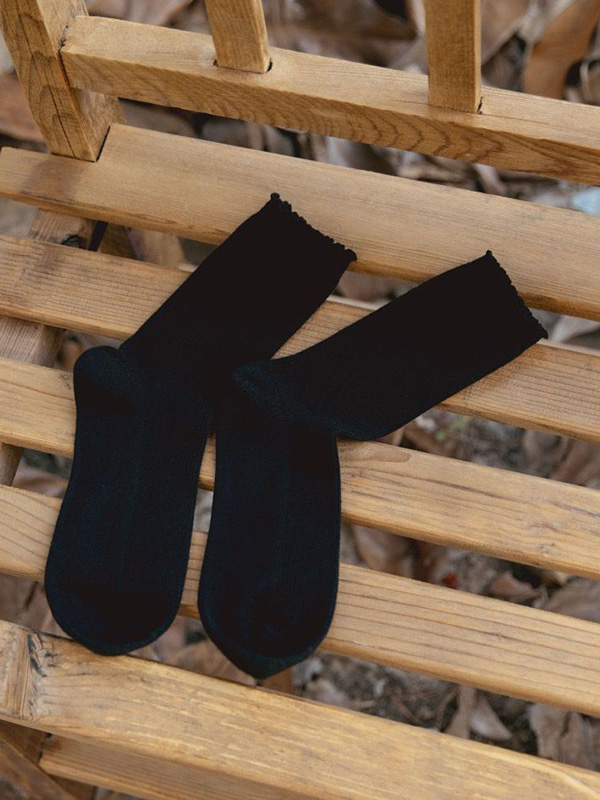 Black Vintage Keep Warm Solid Color Socks