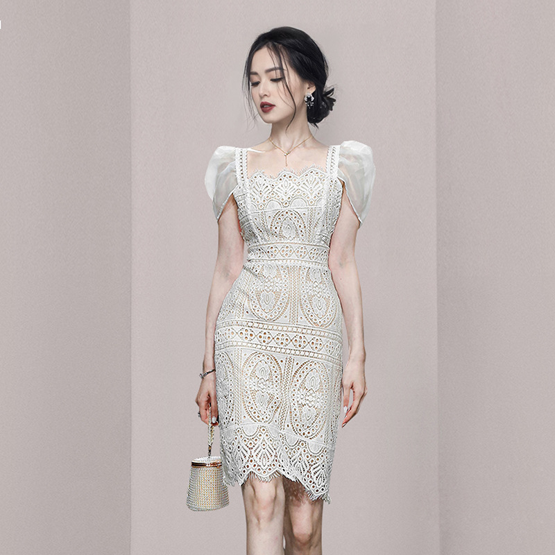 Summer Style Celebrity Temperament Square Neck Bubble Sleeve High Waist Slim Lace Buttock Dress