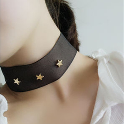 Cool The Stars Wire Cloth Necklace