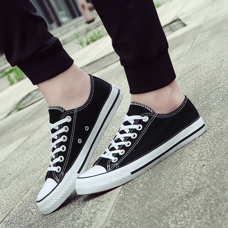 Classic Low Cute Canvas Lovers Sneakers on Luulla
