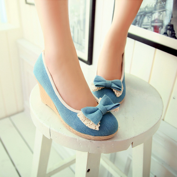 Sweet Bowknot Lace Wedge Heel Shoes