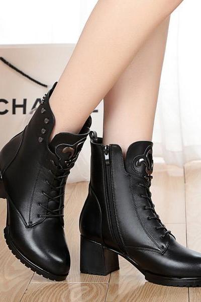 British Style Pointed Toe Low Chunky Heels Rivets Short Boots