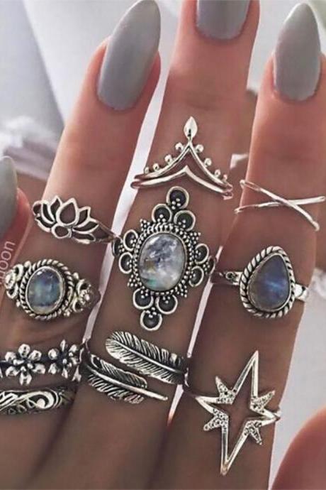 11 Pieces Women's Fashion Rings Vintage Rhinestone Carved Star Gemstone Ring Set