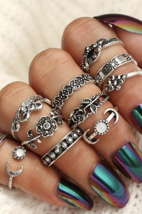 11 Pieces Women's Fashion Rings Retro Rose With Rhinestone Leaf Moon Carved Totem Ring Set
