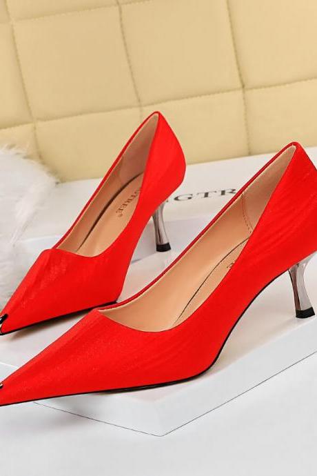 Sexy Red Silk Plain Point Toe Slip On Pumps
