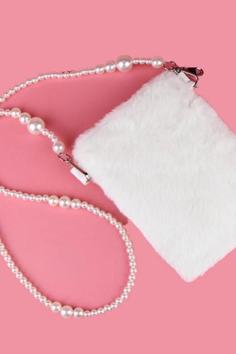 White Hadmade Customize Fur Pearl Crossbody Bags