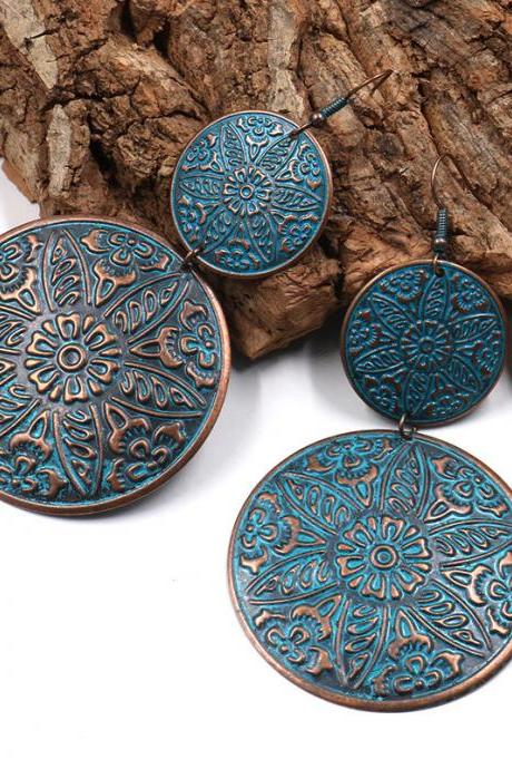 Retro Fashion Palace Style Personality Creative Round Alloy Pendant Earrings Pattern Alloy Accessories