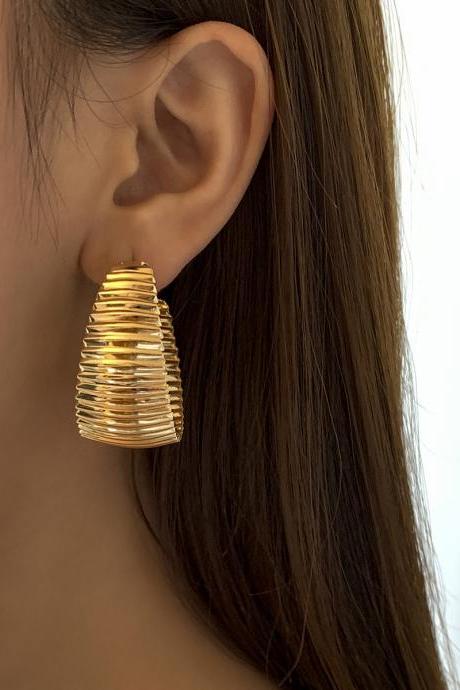 Metal Stripe Geometric C-shaped Earrings-golden