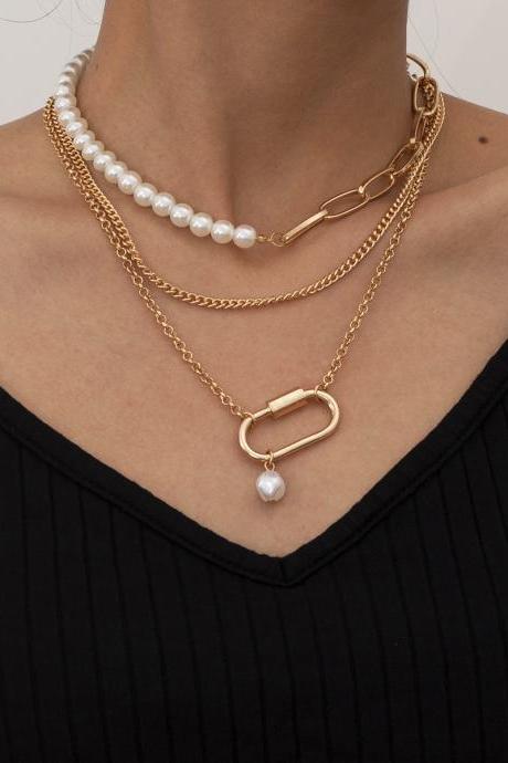 Vintage temperament hollow Necklace asymmetric imitation pearl square Necklace-Golden