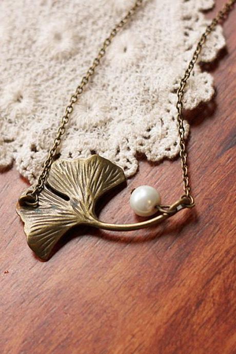 Vintage Leaf Bead Chain Necklace