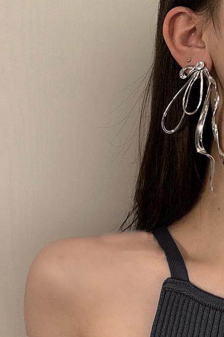 Stylish Chic Bow-Embellished Tassels Earring