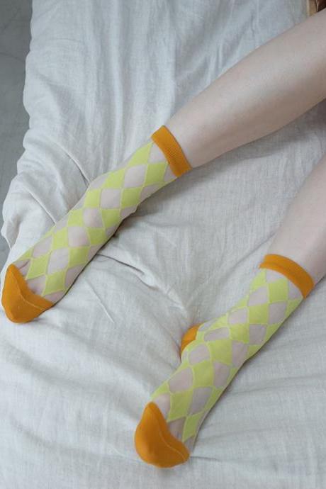 Yellow Colorful Cube Netting Split-joint Tube Socks