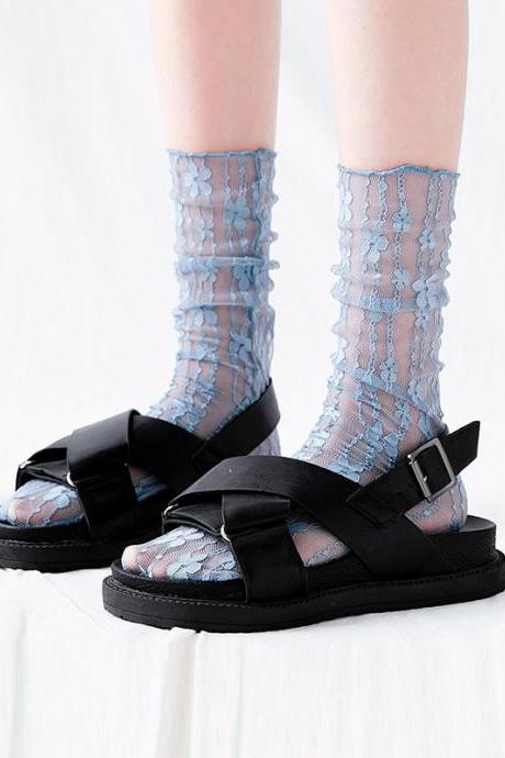 Blue Artistic Retro Hollow Mesh Embroidered Striped Socks
