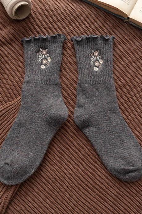 DEEP GRAY Vintage Thick Warm Embroidery Flowers Wool Socks