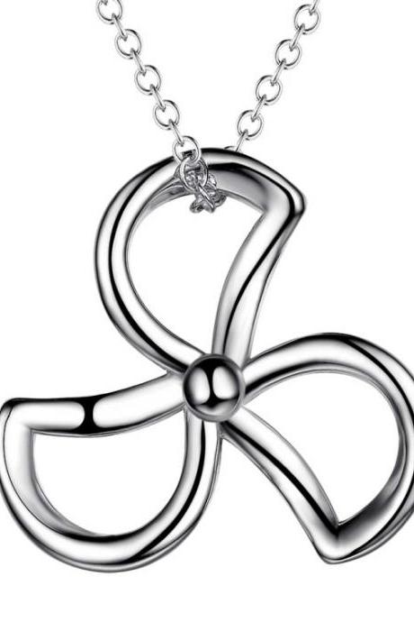 European Fashion Clover Pendants Tricyclic Necklace